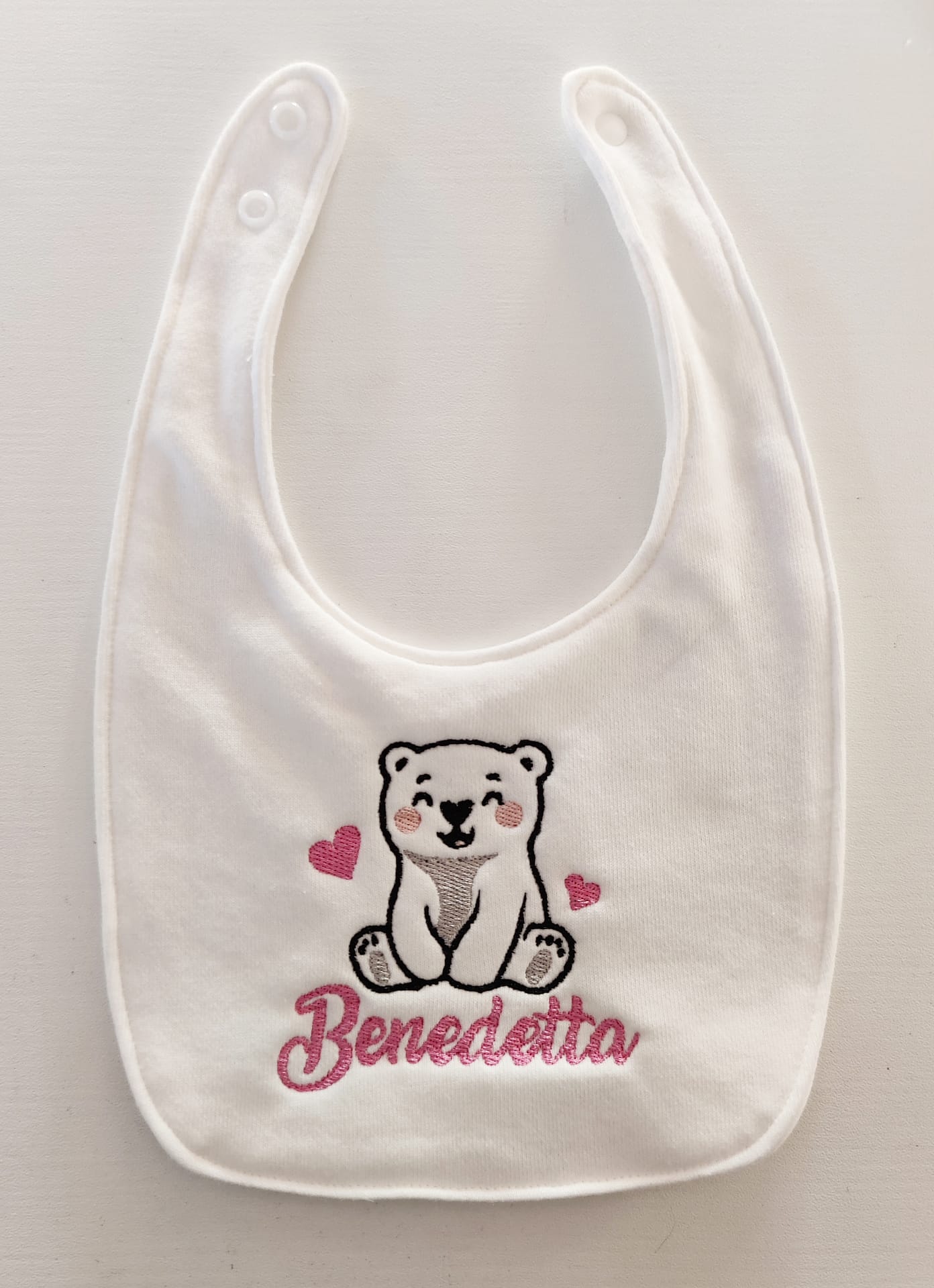 Bavaglino Personalizzato Nome Rosa e Disegno Orso Polare